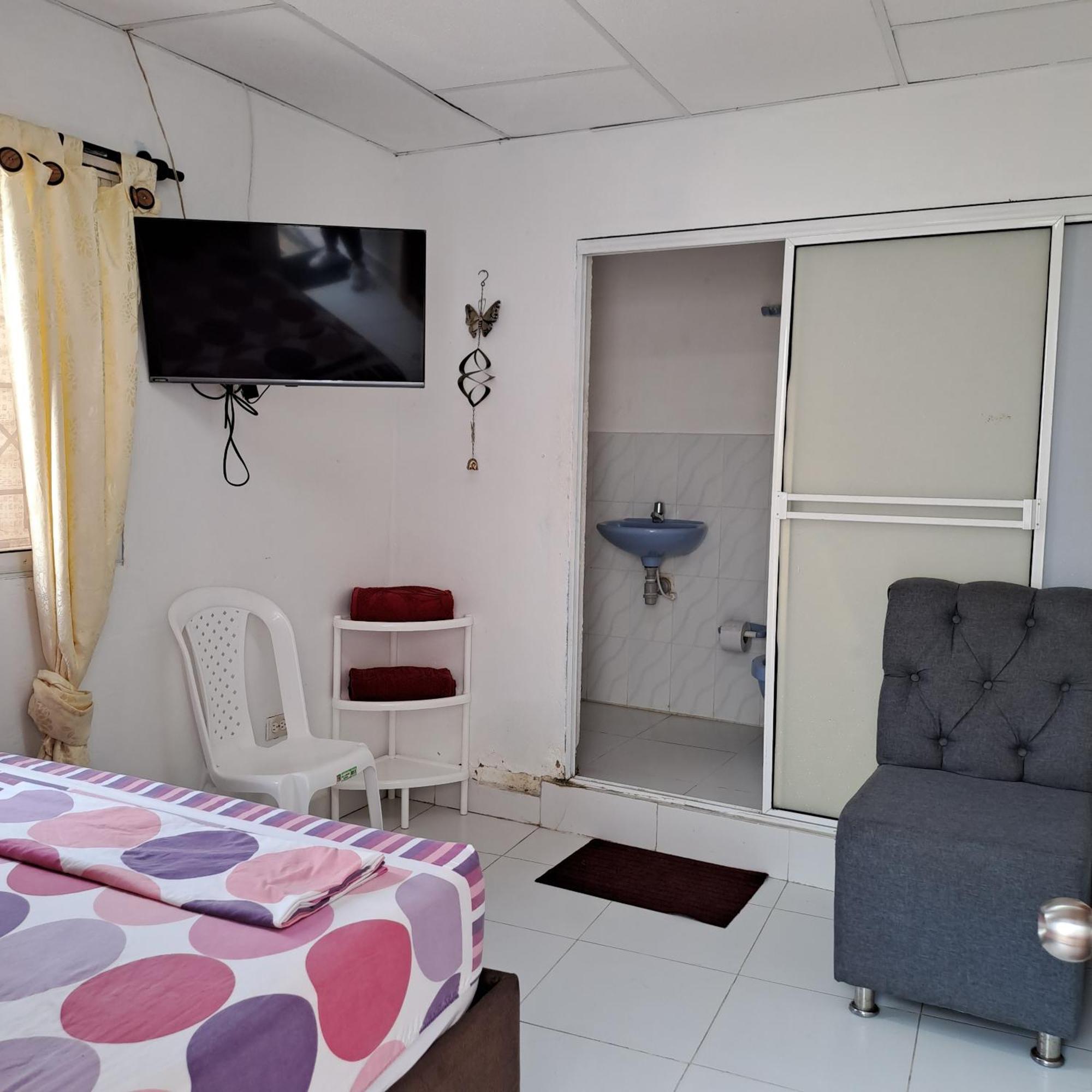 Hostal Casa Lara Картахена Экстерьер фото